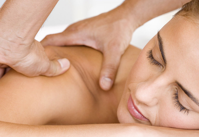 Cách massage đầu vai gáy cổ