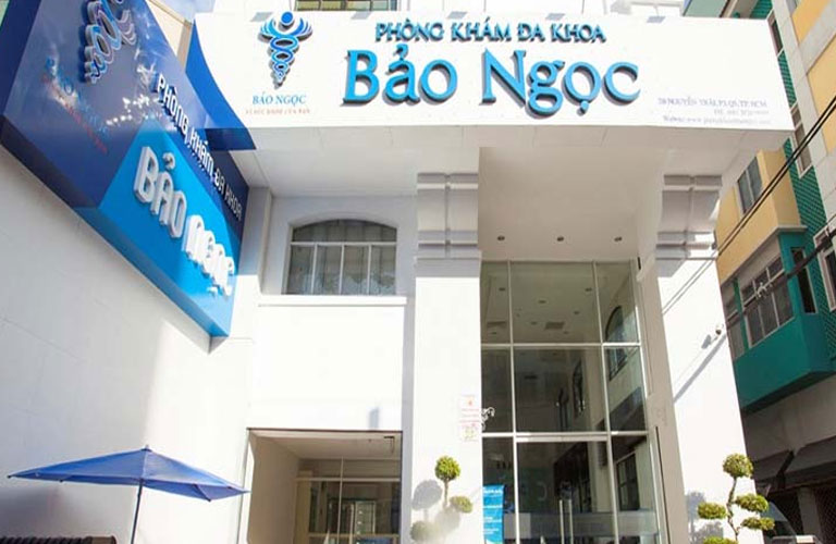 khám chữa bong gân tại Hà Nội