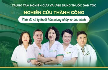 Đội ngũ bác sĩ Trung tâm Thuốc dân tộc